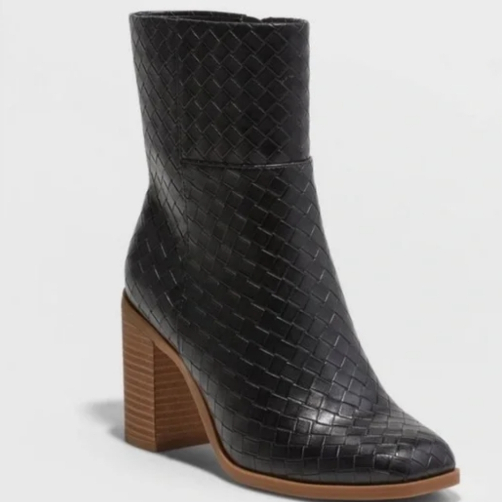 Universal Thread Women's Shoes Universal Thread Arden Mid Shaft Boots Size 7.5